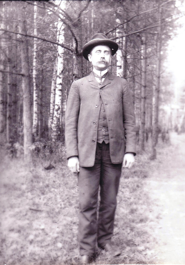Владимир Сергеевич Жинкин (фото 1910 г.)