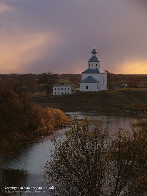 Ильинская церковь весной