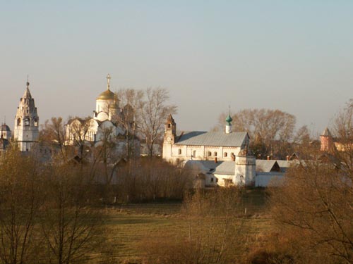 Покровский монастырь (вид от Александровского монастыря с высокого берега реки Каменки)